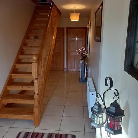בית נופש A New U Country Cottage B&B Valentia Island