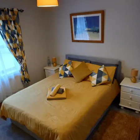 A New U Country Cottage B&B Valentia Island בית נופש *